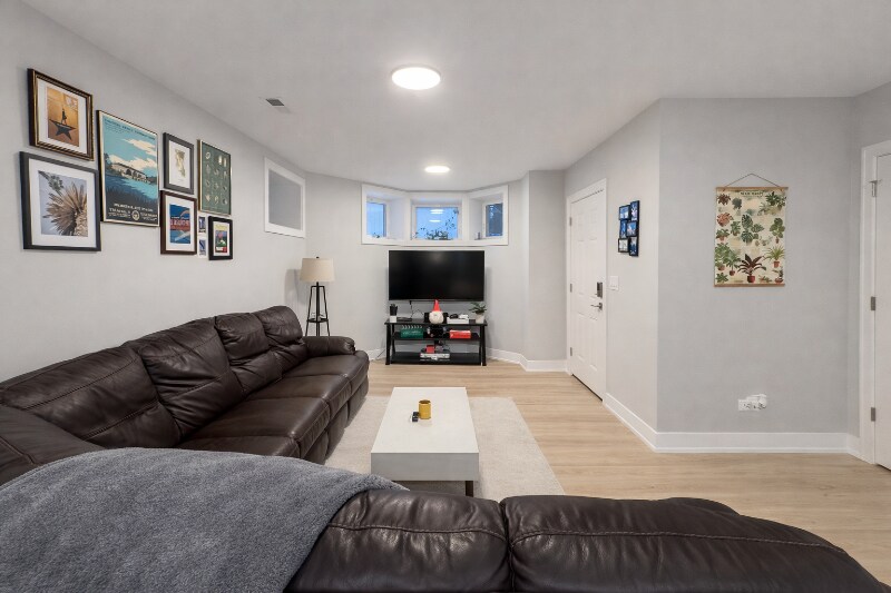 1535 N Maplewood Ave in Chicago, IL - Building Photo