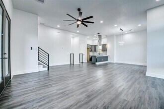 1913 Hoskins Dr in Houston, TX - Building Photo - Building Photo