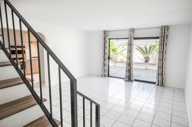 7035 Lisa Ln in Westminster, CA - Building Photo - Building Photo