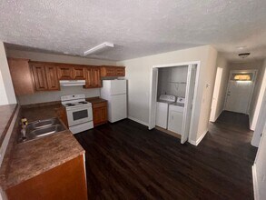 100-132 Williams Rd in Guntersville, AL - Building Photo - Building Photo