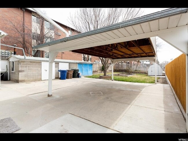 property at 253 W 600 N