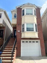 211 Cleveland Ave, Unit 2 in Harrison, NJ - Building Photo