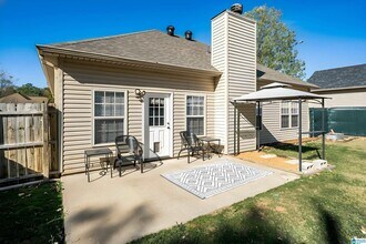 1003 Meriweather Dr in Calera, AL - Building Photo - Building Photo