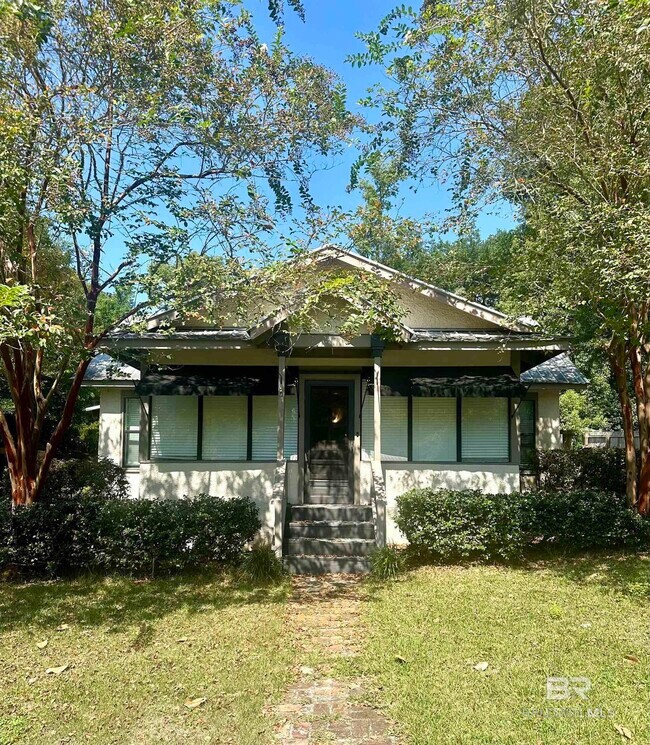 53 White Ave in Fairhope, AL - Building Photo - Building Photo