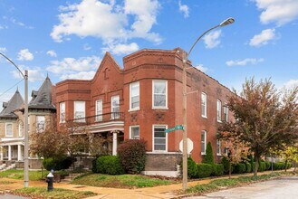 3901 Botanical Ave in St. Louis, MO - Building Photo - Building Photo
