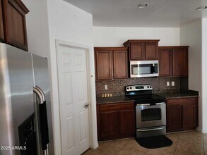 16206 N 22nd Ln in Phoenix, AZ - Building Photo - Building Photo