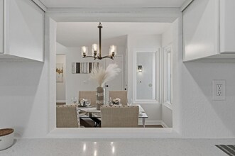 73 Grandwell Way in San Jose, CA - Building Photo - Building Photo