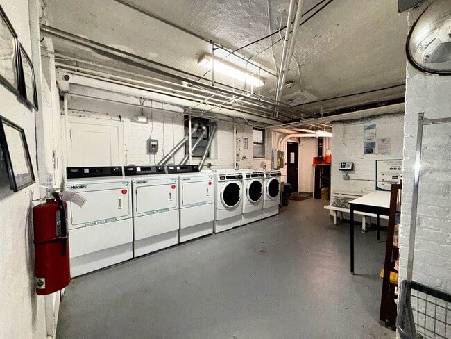 36 Duncan Ave in Jersey City, NJ - Building Photo - Building Photo