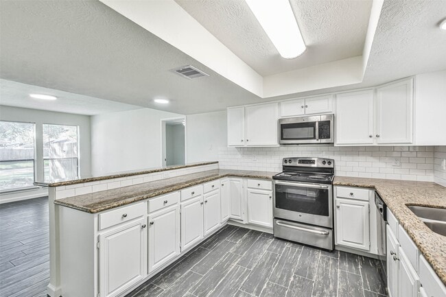 property at 5222 Creek Shadows Dr