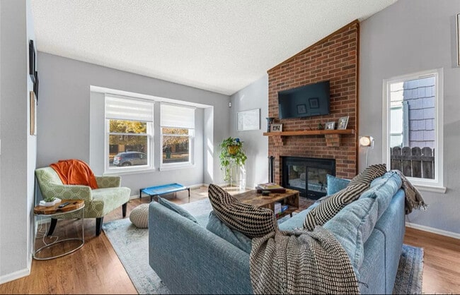 4262 S Laredo Way in Aurora, CO - Building Photo - Building Photo