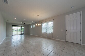 4478 Beauty Leaf Cir in Vero Beach, FL - Building Photo - Building Photo