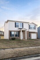 10007 Branley Oak Dr in Cordova, TN - Building Photo