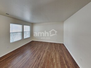 1934 S 725 E in Clearfield, UT - Building Photo - Building Photo