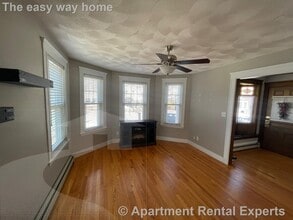 112 Boston Ave, Unit 1 in Somerville, MA - Foto de edificio - Building Photo