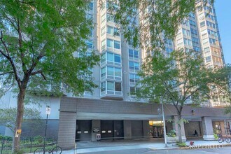 720 W Gordon Ter in Chicago, IL - Building Photo - Building Photo