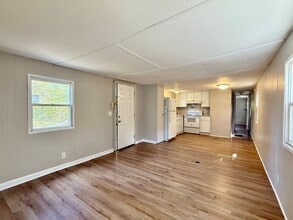 6415 Magnolia Dr in Millville, NJ - Building Photo - Building Photo