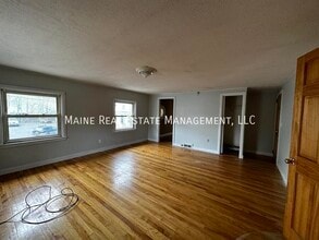 142 Pine St in Bangor, ME - Building Photo - Building Photo