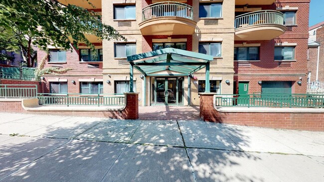 The Regency in Jamaica, NY - Foto de edificio - Building Photo