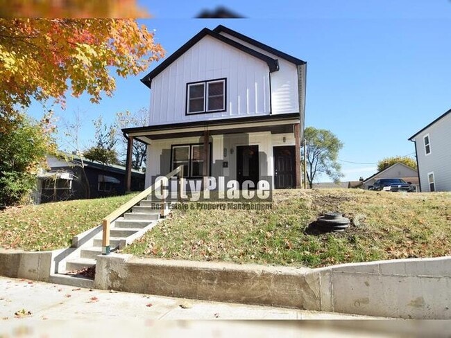 2809 E Riverside Dr in Indianapolis, IN - Building Photo - Building Photo