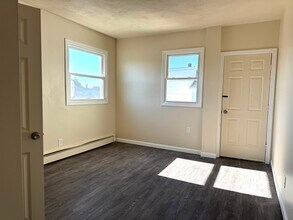 838 Western Ave in Lynn, MA - Building Photo - Building Photo