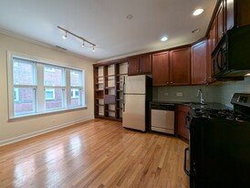 3252 N Clifton Ave, Unit #3250-N3 Apartments