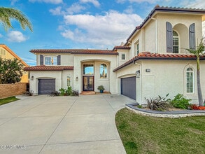 5816 Painted Pony Cir in Simi Valley, CA - Building Photo - Building Photo