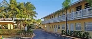 4051 NE 13th Ave in Oakland Park, FL - Building Photo - Building Photo