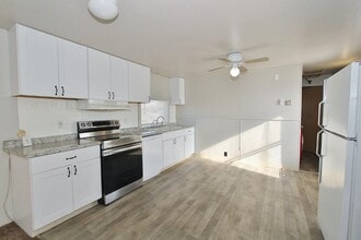 2215 Toms Cabin Rd in Emmett, ID - Building Photo - Building Photo