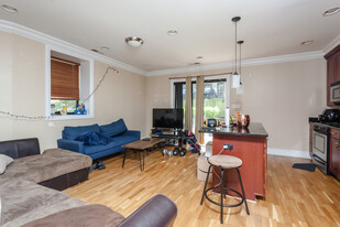 1707 N Crilly Ct, Unit G in Chicago, IL - Building Photo