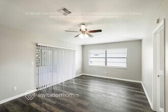 8737 Andros Ln in Port Richey, FL - Building Photo - Building Photo