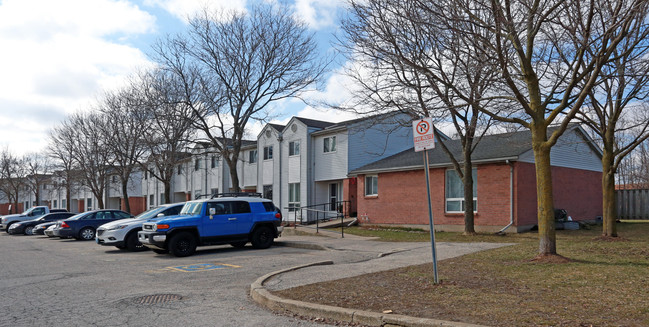 Copper Creek in Guelph, ON - Building Photo - Building Photo