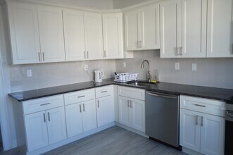 286 Fulton Ave in Jersey City, NJ - Building Photo - Building Photo