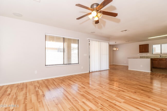 2160 E Greenlee Ave in Apache Junction, AZ - Building Photo - Building Photo