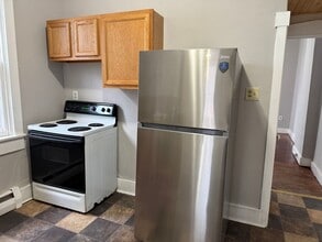 148 E Main St in Ephrata, PA - Building Photo - Building Photo