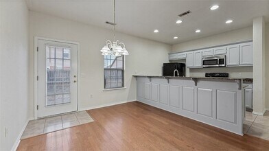 3000 SW Windrift Ave in Bentonville, AR - Building Photo - Building Photo