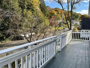 113 Kneen St in Shelton, CT - Foto de edificio - Building Photo