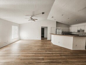 151 Carmelite Ave NW in Palm Bay, FL - Building Photo - Building Photo
