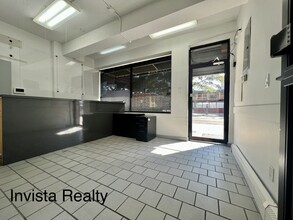 2354 Steinway St in Astoria, NY - Building Photo - Interior Photo