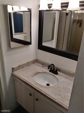 9410 Poinciana Pl-Unit -Apt 208 in Davie, FL - Building Photo - Building Photo