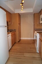 3825 E Camelback Rd, Unit 248 in Phoenix, AZ - Building Photo - Building Photo