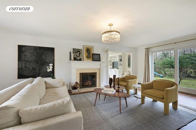 property at 28 Bay View Dr N