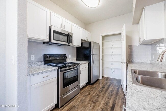 17374 N 89th Ave in Peoria, AZ - Building Photo - Building Photo