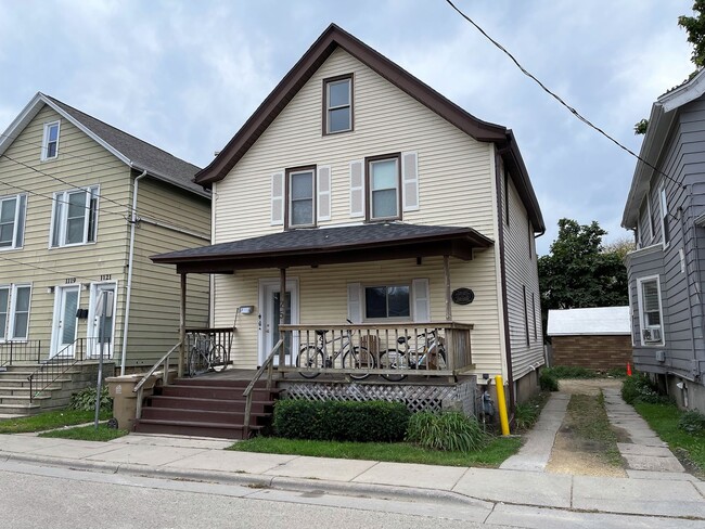 property at 1125 Bowen Ct