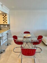 6 Royal Palm Way in Boca Raton, FL - Building Photo - Building Photo