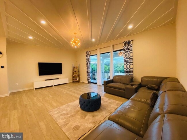 property at 23603 Hopewell Manor Terrace