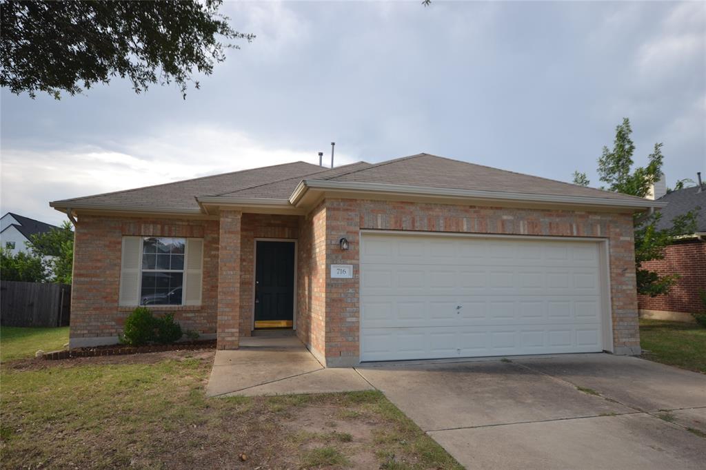 716 Northcreek Dr in Leander, TX - Building Photo