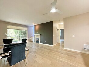 15730 116th Ave NE in Bothell, WA - Building Photo - Building Photo