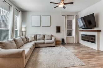 4539 English Maple Dr in Arlington, TX - Building Photo - Building Photo