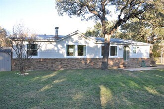 367 Mesquite St in Bertram, TX - Building Photo - Building Photo