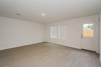 1129 Tufted Dr in Crowley, TX - Building Photo - Building Photo
